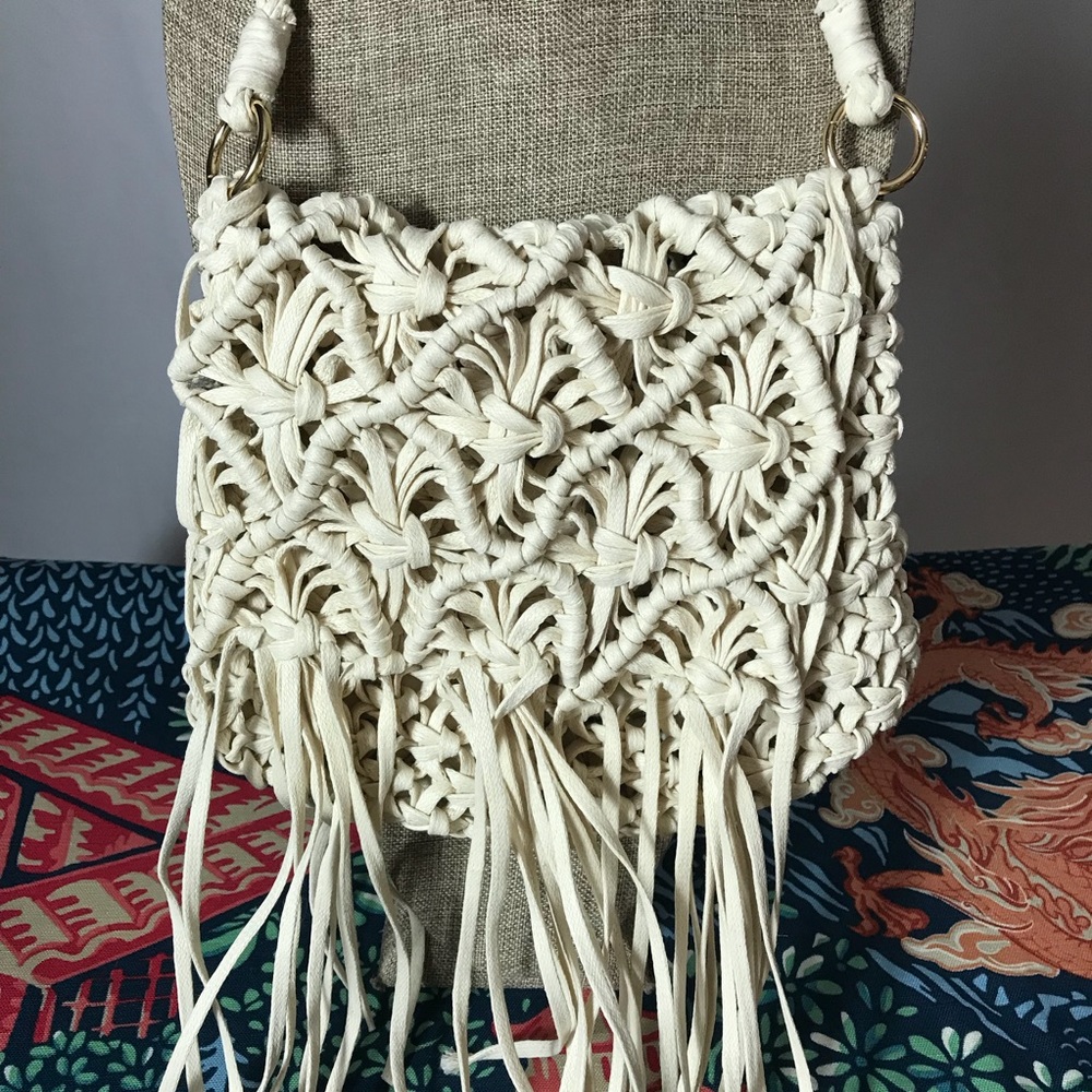 Boho fringe macrame look crossbody